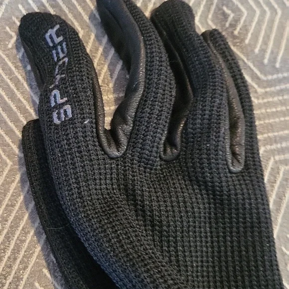 Spyder Black Gloves - Picture 4 of 6